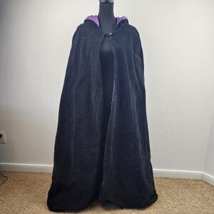 Spirit Black Hooded Velvet Cloak Purple Lined Renaissance Gothic Costume OS Cape